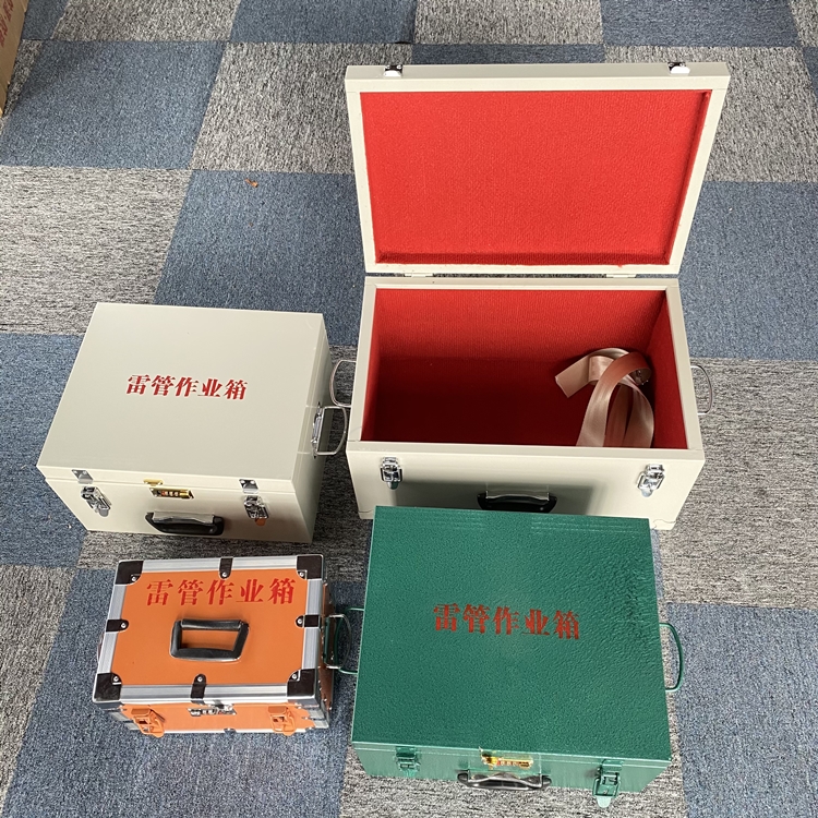 中沙爆破工程作业箱如何选择？玻璃钢与传统材质的全面对比